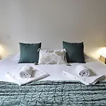 Les Jardins Ensoleilles - T3 Spacieux & Confortable *