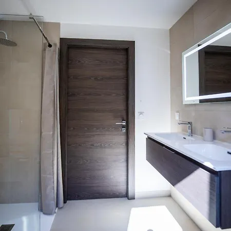 Les Jardins Ensoleilles De Piale *