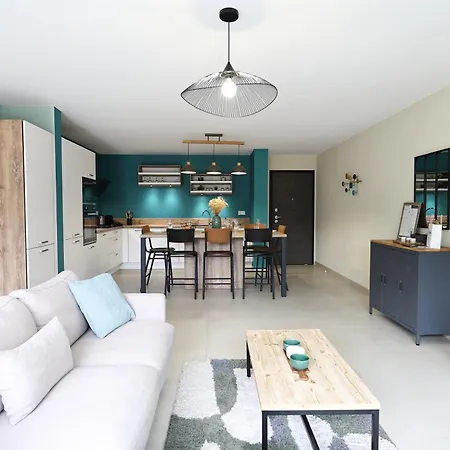 Les Jardins Ensoleilles - T3 Spacieux & Confortable - Apartmán *