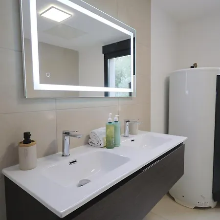 Les Jardins Ensoleilles - T3 Spacieux & Confortable - * Bonifacio (Corsica)