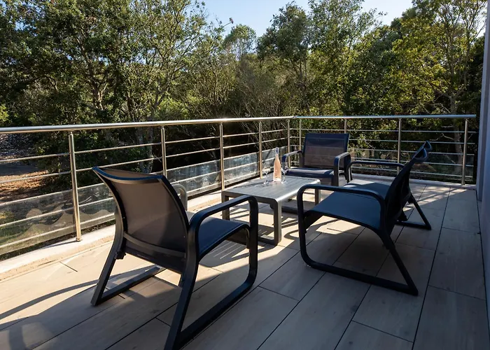 Les Jardins Ensoleilles - T2 Spacieux & Confortable Appartement *