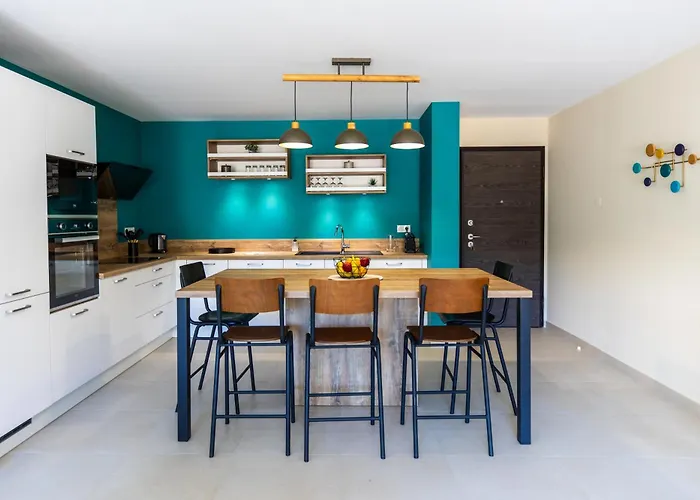 Les Jardins Ensoleilles - T2 Spacieux & Confortable Bonifacio (Corsica)