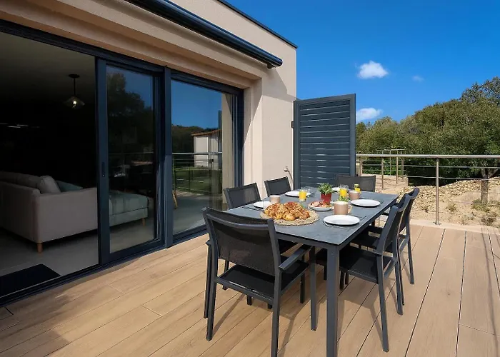 Apartment Les Jardins Ensoleilles - T3 Spacieux & Confortable